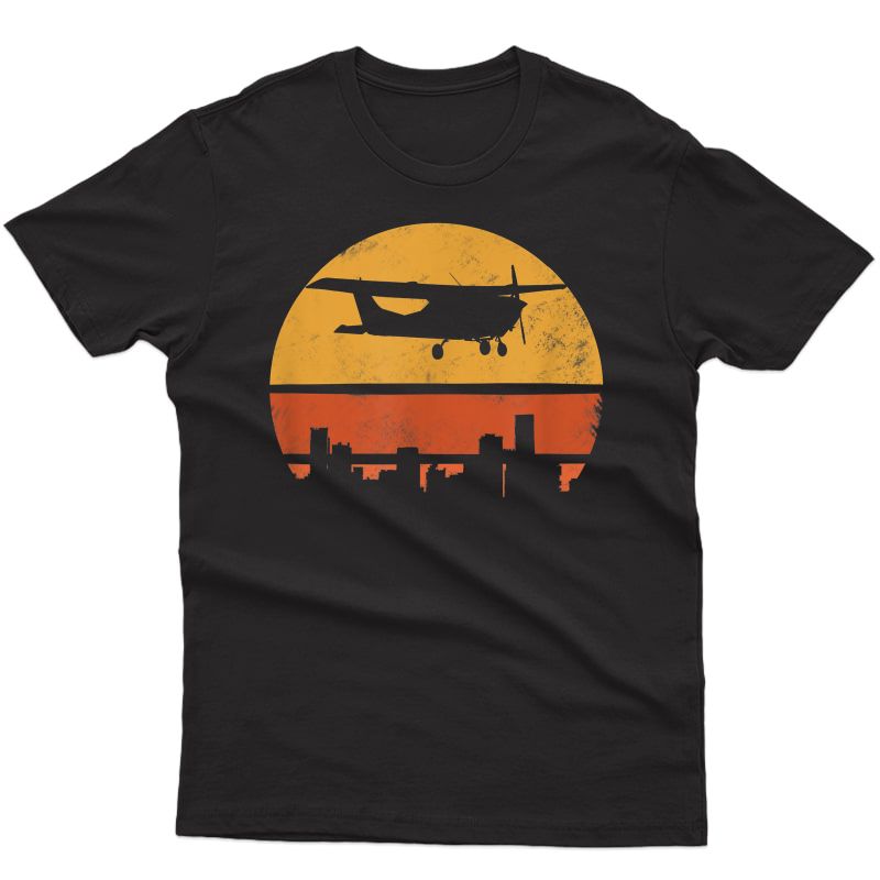 Retro Pilot C172 Flying Gift T-shirt